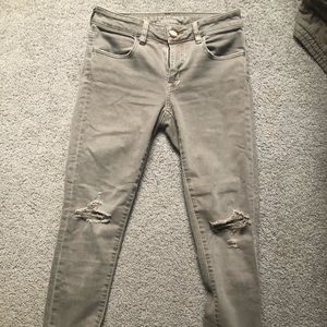 American Eagle skinny jean capris